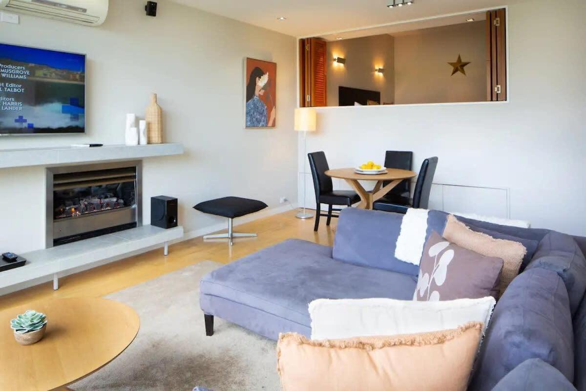 Stunning Lakeview 1 Bedroom Apartment Queenstown Bagian luar foto